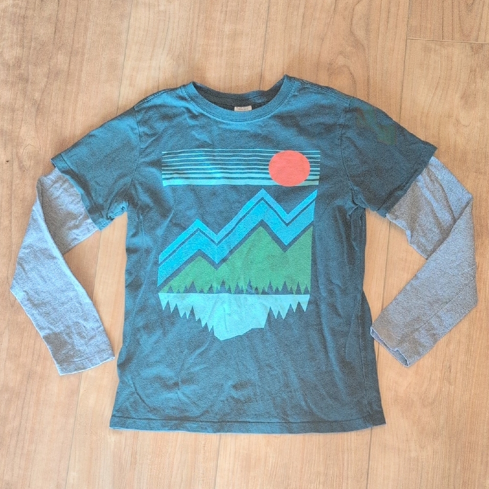 HA Sz 12 Kids Graphic Long Sleeve Shirt